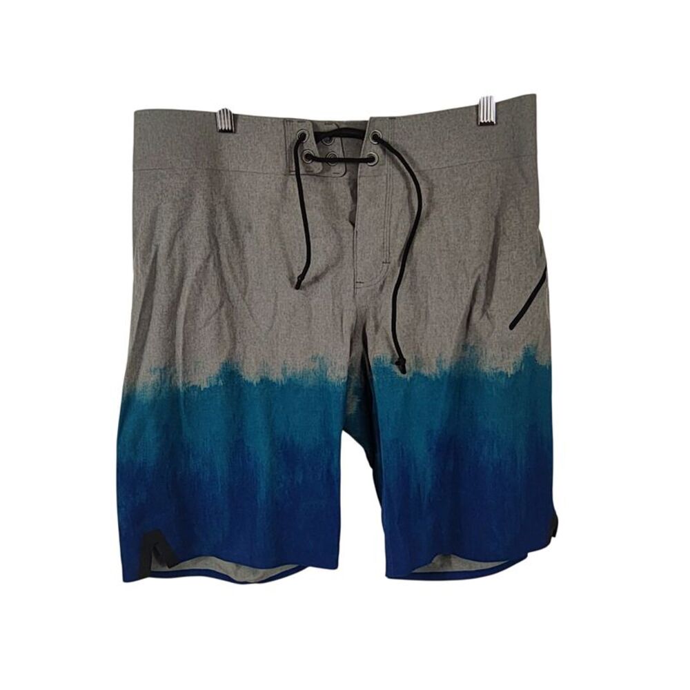 Lululemon Namaste At The Beach Shorts Gray 34